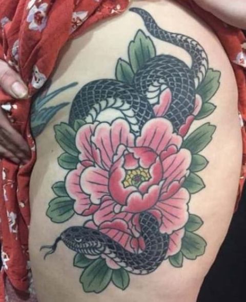 Attractive-Snake-Tattoo-For-Women
