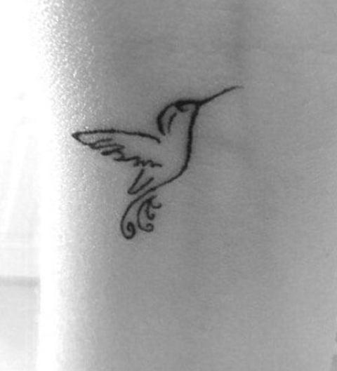 Lovely-Hummingbird-Outline-Tattoo
